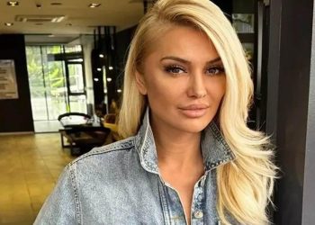 50 yaşındaki Songül Karlı’dan dikkat çeken paylaşım: “Ablası sandım”