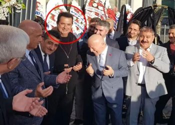 İmamın dua esnasında yaptığı şaka Acun Ilıcalı’yı dahil davetlileri güldürdü!