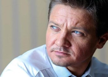Kar küreme aracının altında kalarak ölümden dönen Jeremy Renner ilk kez konuştu!