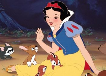 Snow White (Pamuk Prenses) severlerine müjdeli haber! Filmden ilk görüntüler